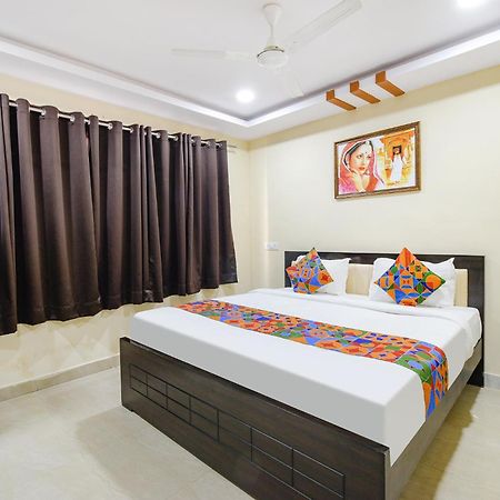 Fabhotel N Residency, Hitech City - 350M From Yashoda Hospital, Hitech City Hyderabad Eksteriør billede