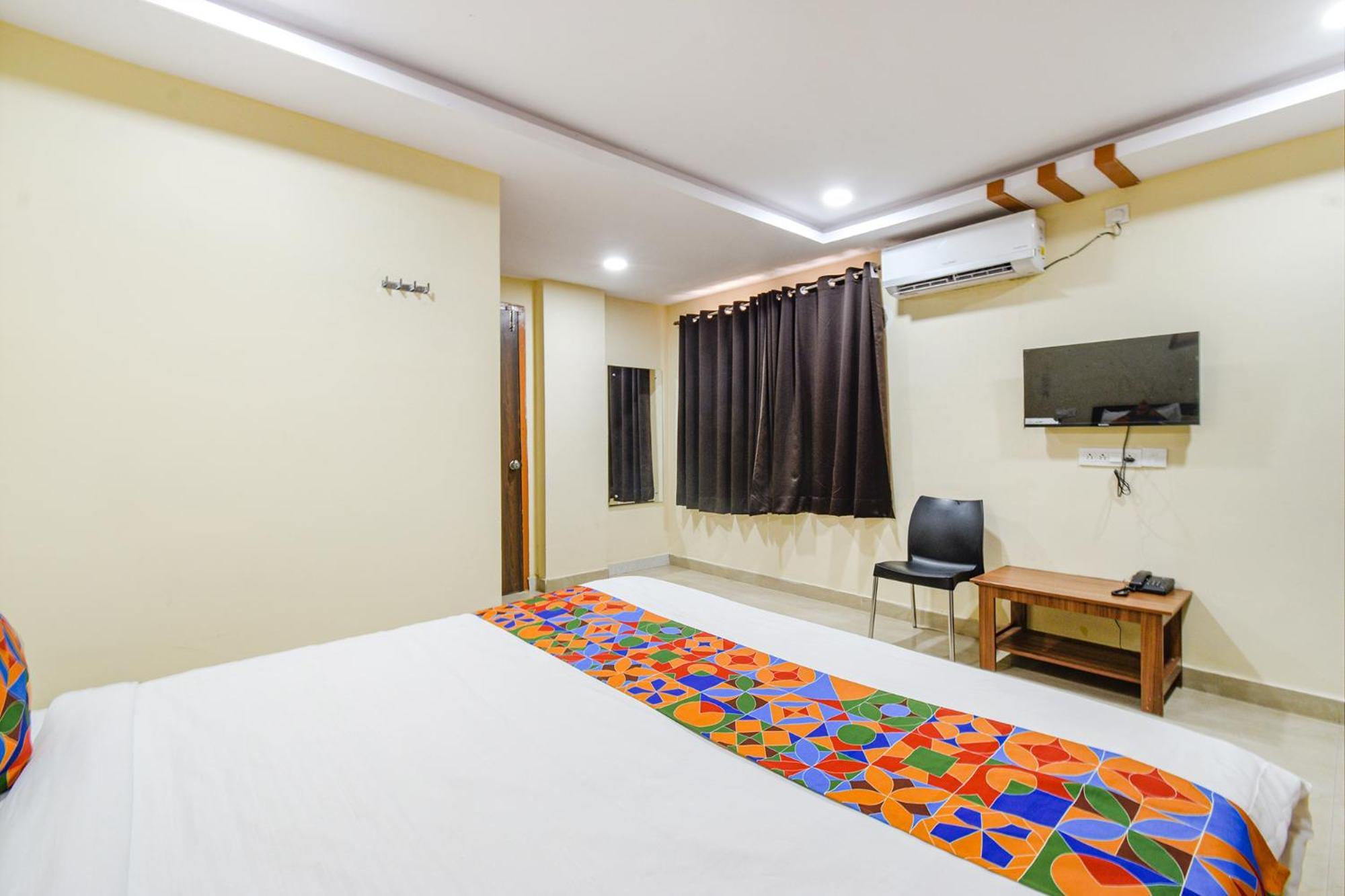 Fabhotel N Residency, Hitech City - 350M From Yashoda Hospital, Hitech City Hyderabad Eksteriør billede